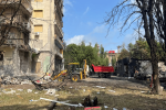 Ликвидация последствий обстрела в Соломенском районе Киева