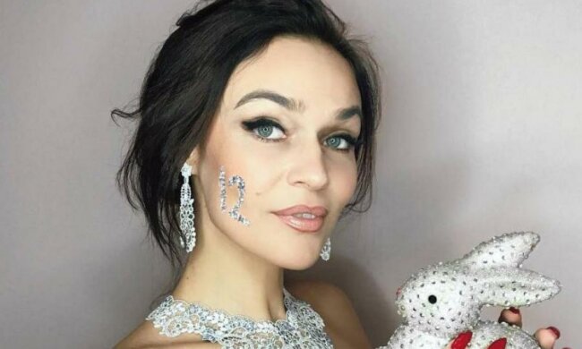 Полуголая Водонаева показала, что у нее вместо мозгов: фото 18+