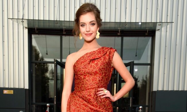 Олександра Кучеренко, Jetsetter