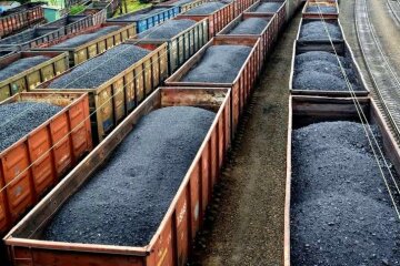 Российские предприятия зарабатывают деньги одновременно на украинских предприятиях и на террористах "Л/ДНР".