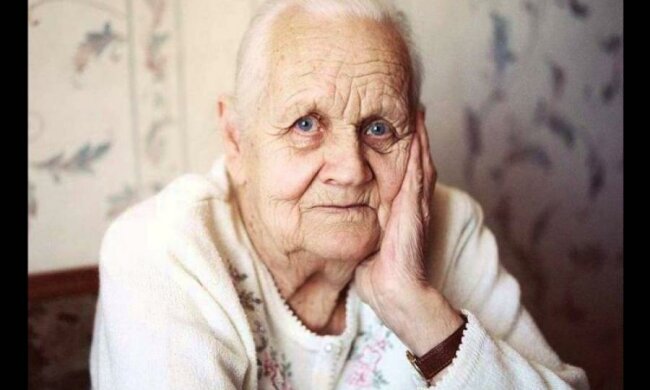 Досвід і мудрість: 83-річна бабуся написала відвертий лист подрузі