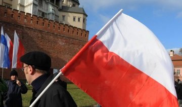 Путін намагається посварити поляків з українцями