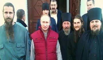 Путін "замолив" гріхи в монастирі