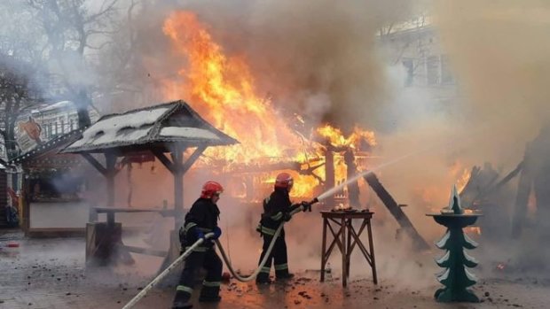 Рождественская трагедия во Львове попала на видео: люди горели заживо