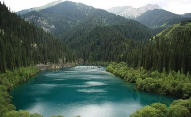 Исследователи перечислили запасы воды во всех озерах Земли