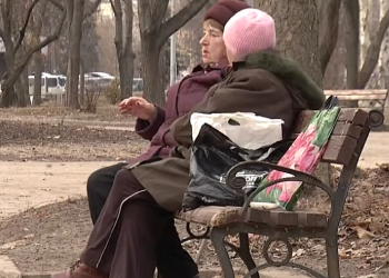 Пенсіонери. Фото: скрін youtube