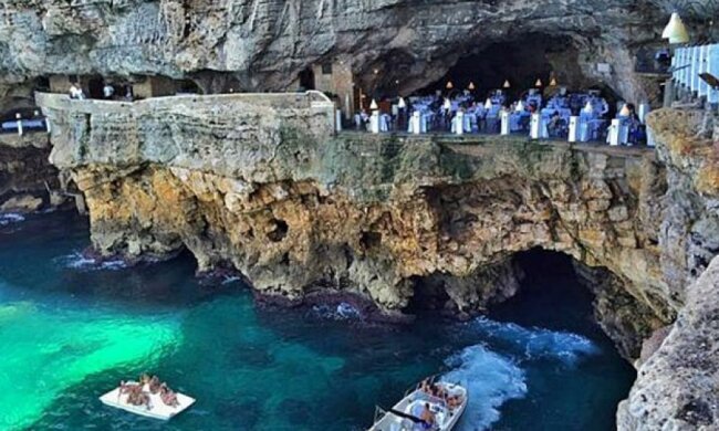 Ресторан построили  в пещере (фото)