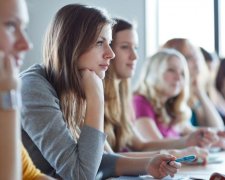 Студенты готовят тортопад для Госстата
