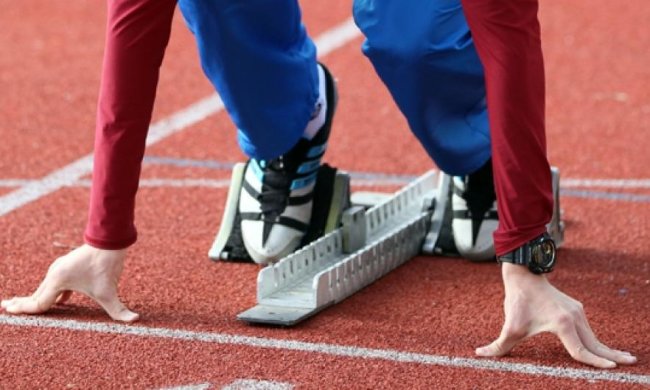 Тренер "збожеволів" від виступу спортсмена (відео)