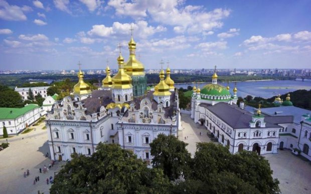 За незаконные застройки в Киеве возьмутся международники