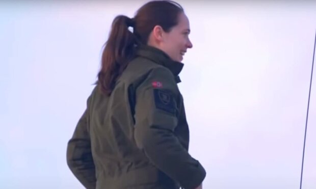 Женские военные отряды мира, скриншот: Youtube