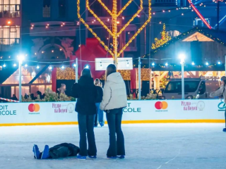 Українці, ковзанка, фото із соцмереж