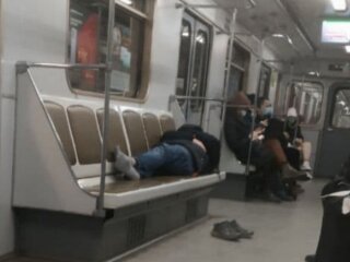 Вагон метро, фото: Телеграмм / Киев сейчас