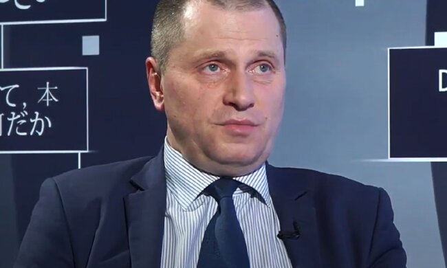 Артур Белоус