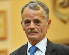 Окупанти масово притискають кримських татар