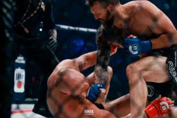 Райан Бейдер нокаутував Федора Ємельяненка на турнірі Bellator 214