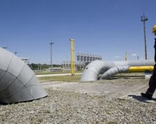 Меньше чем за год Украина израсходовала половину запасов газа