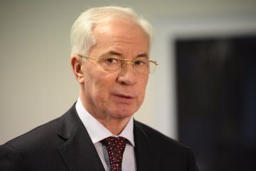 В Росії жити - по-путінськи вити: Азаров згодував росіянам нову "качку" про Україну