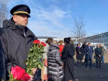 В "Борисполе" почтили память жертв авиакатастрофы в Иране, - Украина застыла в скорби