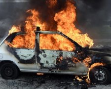 Горячая свобода слова: в Харькове журналисту сожгли машину