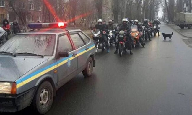 Байкери відкрили сезон в Авдіївці проукраїнським пробігом