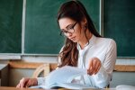 "Не обязана выглядеть "по-советски": педагогиня развеяла миф о дресс-коде для учителей