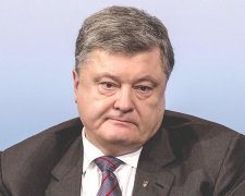 Журналісти показали, що онук Порошенка витворяв з бюлетенем