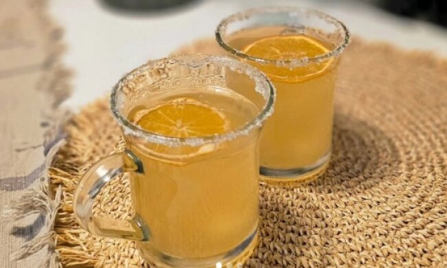 Глінтвейн на білому вині. Фото скріншот з Instagram