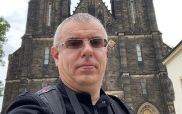 Юрий Шаповал