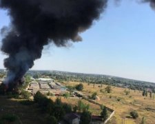 Под Киевом взрываются лакокрасочные склады (фото, видео) 