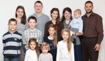 Бігла до Росії багатодітна сім'я, повернулася до Німеччини