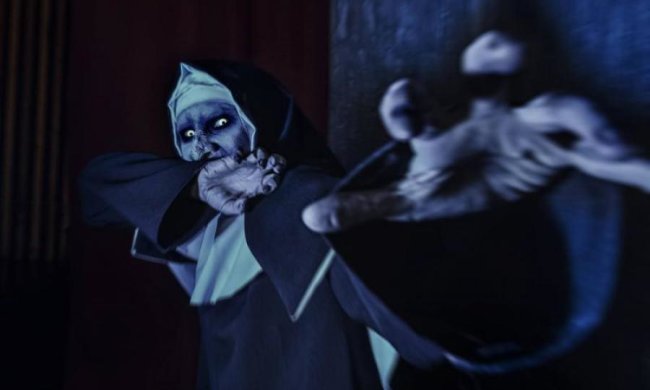 В сети появился трейлер долгожданного хоррора Монахиня