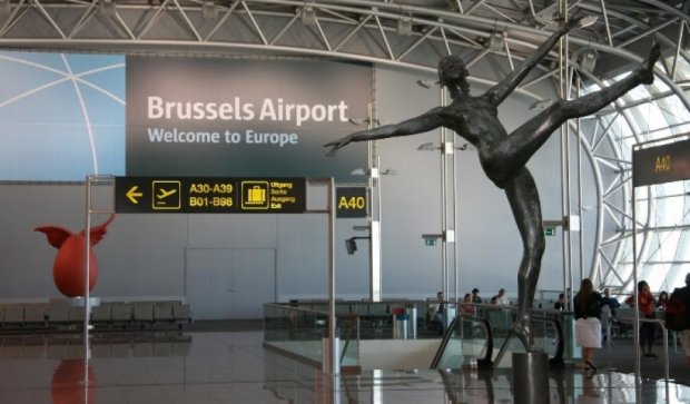 Авиакомпании советуют сдавать или менять билеты в Брюссель