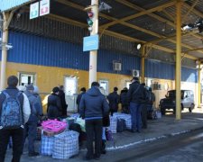 У Гройсмана вигадали, як зупинити заробітчан