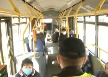 Маршрутка, кадр из видео