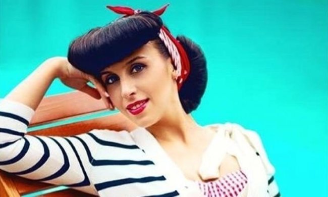 Джамала приміряла на себе образ пін-ап моделі