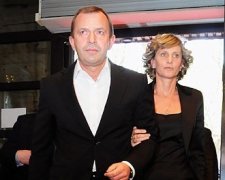 Экс-жена отсудила у Клюева полмиллиарда и имение
