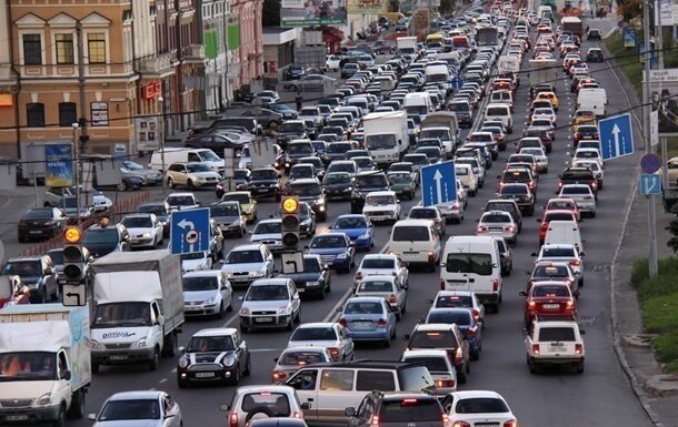 Автомобили в городской среде
