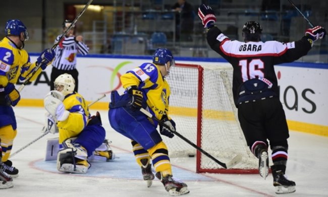 Сборная Украины по хоккею опускается в третий дивизион