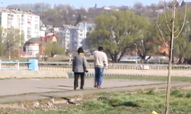 Карантин в Украине, скриншот: YouTube
