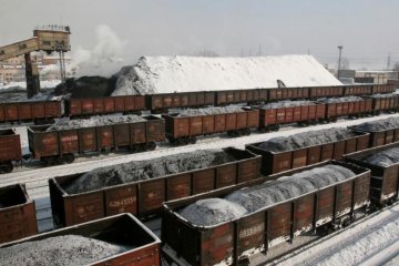 За блокаду в исполнении людей Семенченко заплатят из своих денег
миллионы украинцев, - энергетический эксперт