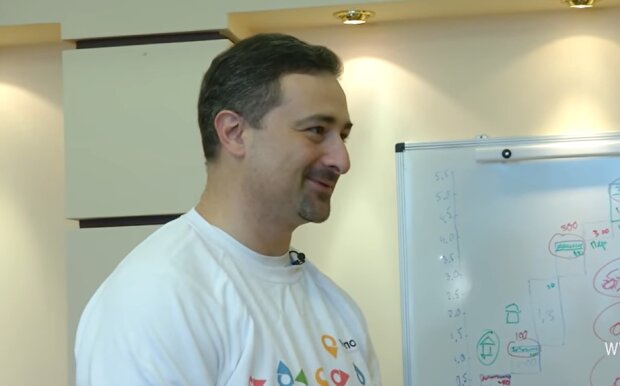 Игорь Смелянский, скриншот с видео