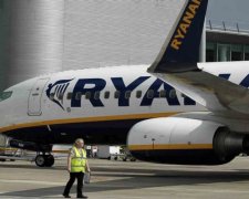 Главное за ночь: убийцы Небесной Сотни в Москве и новые правила Ryanair