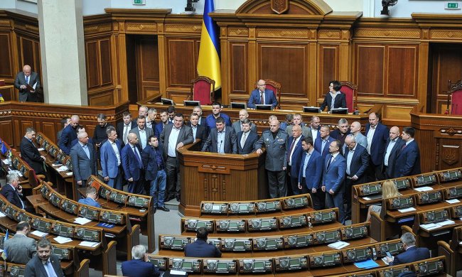 Головне за день п'ятниці 5 липня: Зеленський повернувся із Канади, Сивохо благає про допомогу, а Гройсман зібрався мстити