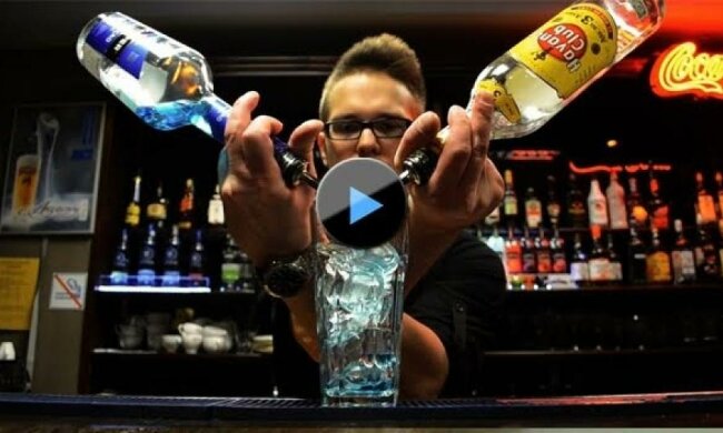 Запальний бармен мало не спалив ресторан