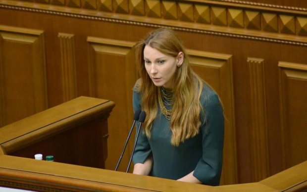 Депутат Червакова сама зізналася, чому не виходить сфабрикувати справу проти охоронців Медведчука, - юрист
