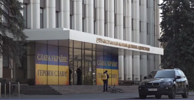 Майже 5,5 мільйонів гривень на піар: Дніпровська міська рада закуповує рекламні послуги