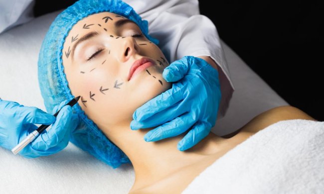 Чи бувають ускладнення після пластичних операцій: хірург відповів на найболючіші питання