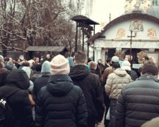 Отпущу грехи быстро и недорого: оборотень в рясе зарабатывает методами Януковича