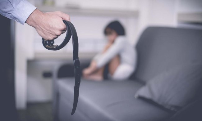 Спрячь ремень: почему нельзя поднимать руку на ребенка